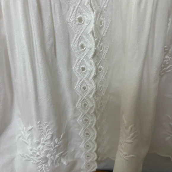 NWT Soft Surroundings Icon Melissani Tunic White Cottagecore Eyelet Size Large - Picture 8 of 11